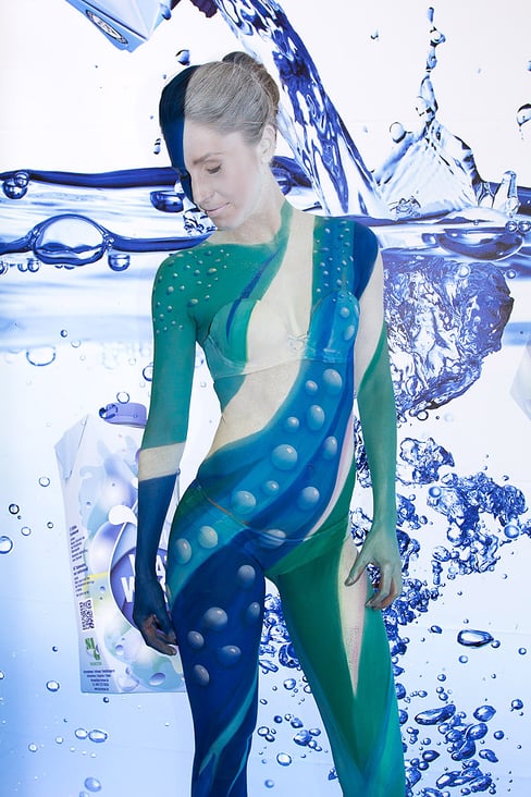 bodypainting.koeln Haptika TetraPak Water 04