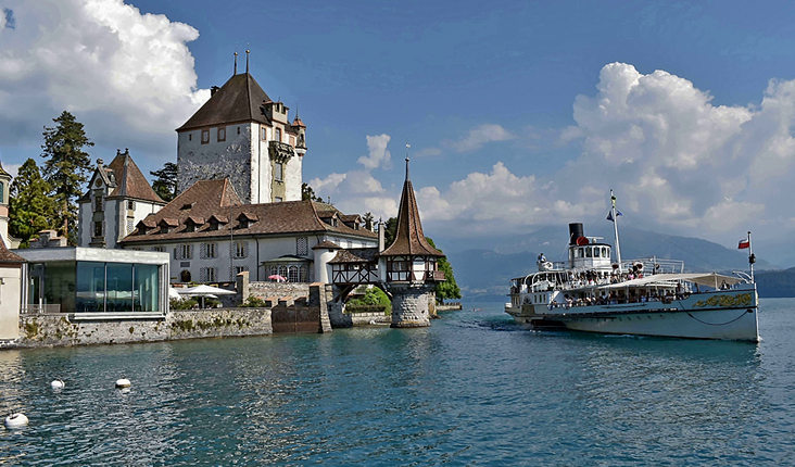 Schloss Oberhofen am Thunersee