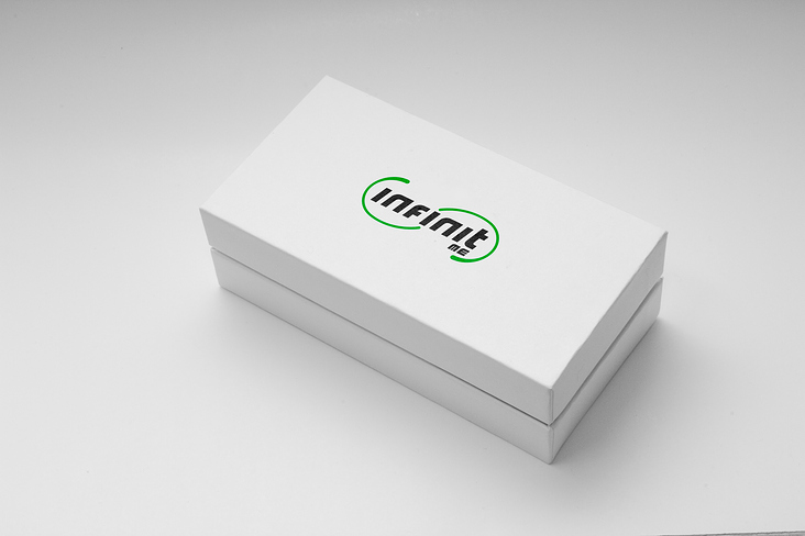 Infinit Me (Sportwaren Verkäufer) Logodesign
