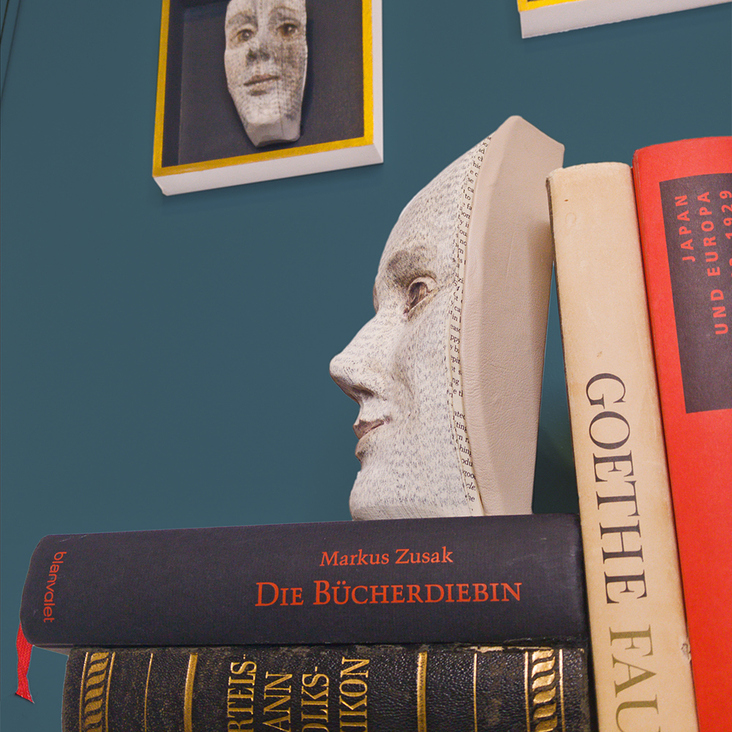 Buchbildhauerei
