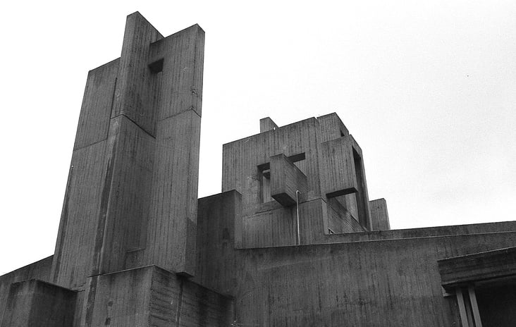 Analogfotografie – Katholische Hochschulgemeinde Kirche in Köln