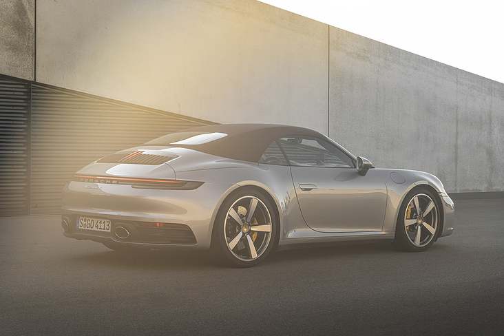 Porsche992