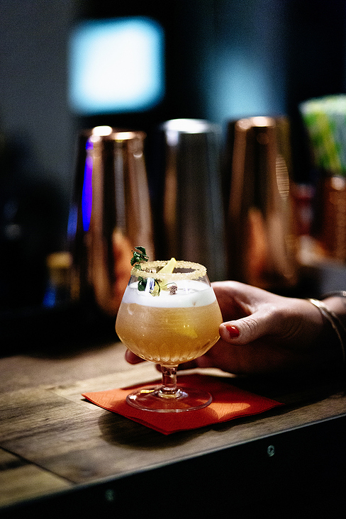 Mon Bonheur – Cocktail Still Life