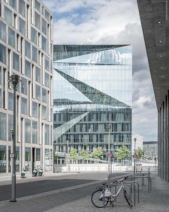 The Cube, Berlin / 3XN Architects