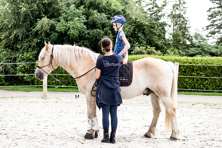 Therapeutisches Reiten