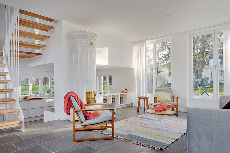 Wohnzimmer eines Einfamilienhaus fotografiert für die Architekten