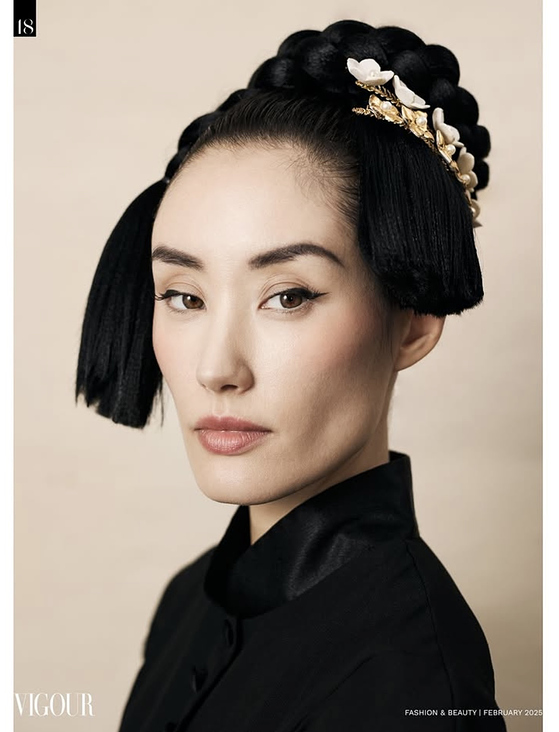 Miriam Schwarz for VIGOUR Magazine