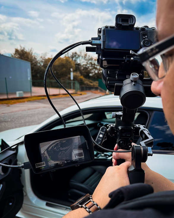 Behind the Scenes: Business- und Automotive-Content