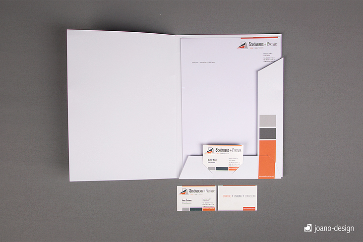 Unterlagen im Corporate Design