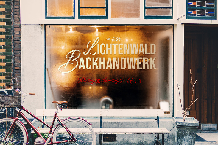 Storefront-Mockup