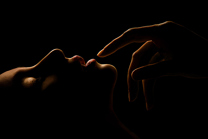 sensual intimacy – schwarzweiß Fotokunst – fine art