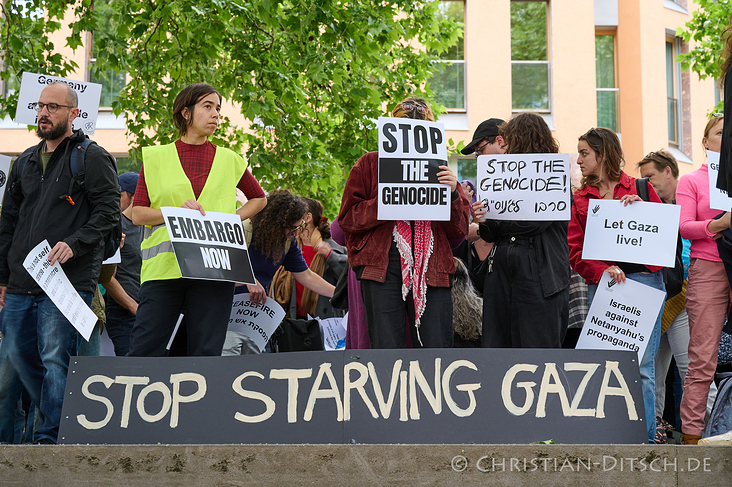 Politik | Kundgebung | Israelis gegen Gazakrieg