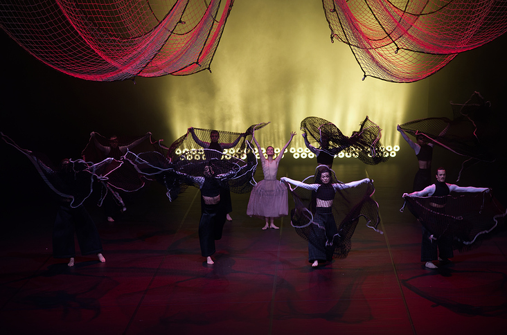 Tänzerinnen und Tänzer des Balletts Halle