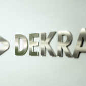 „Dekra“ von Florian Selig