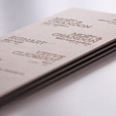 „Sylter Speisekarten mit Papiergravur“ von Newworks Design Group
