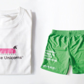 «Purple Unicorns» de Demonstrative