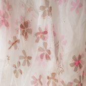 «Kirschblüte- eine textile Poesie» de Berenice Kommer
