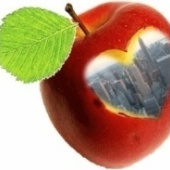 „apple wolkenkratzer“ von Lissy Solis