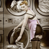 „Pin-Up“ von Stramani Photography