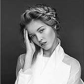 “Book” from Alina Klingel Make-up Artist