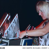 „Djane Berlin“ von DJane in Club | Festival | Corporate Event