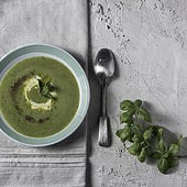„Home made pea soup“ von Emilia Brandt