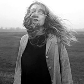 „Selbstportraits“ von Malina Bura