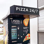 „Pizza- und Getränkeautomat“ von Vera Damrath