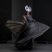 „Julia Cranz Hat Fashion Editorial“ von Doleschal Stephan Photographer