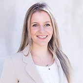 Fotógrafos: «Portrait» de Fotografenmeisterin Christiane Neupert im Atelier der Meister