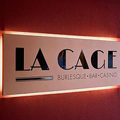 „TUI Mein Schiff – La Cage Burlesque.Bar.Casino“ von Katharina Bau Designstudio…