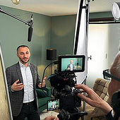 Agenturen: „Video-Interviews“ von Cornelius Pfannkuch