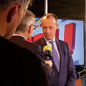 Multimedia: «Bundesregierung» von Mela von Winter