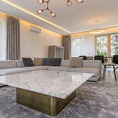 Agenturen: «Real Estate Campaign» von Aneta Gunovic