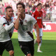 Jubel – Srdjan Lakic trifft gegen den 1. FC Köln