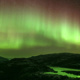 Polarlicht über der norwegischen Fjordlandschaft
