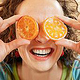 Die Frau mit den Orangen