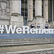 Bärbel Bas, Mickey Levy, Wolfgang Sobotka am #WeRemember-Schriftzug vor dem Reichstagsgebäude, 25.01.2022