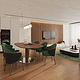 Wohnküche mit grünen Stühlen