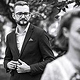 beautiful-black-and-white-photo-of-bride-and-groom-2025−03−09−03−14−39-utc