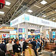 Gut besuchter Messestand eines Bundeslandes