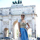 Verena Kerth – Dirndl am Siegestor München