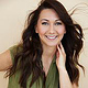 Natürliches Headshot für Commercial-Models mit authentischer Ausstrahlung für Lifestyle-, Gesundheits- und Werbekampagnen