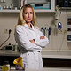 businessfoto-laborwissenschaftlerin-forscherin-ulrich-roth